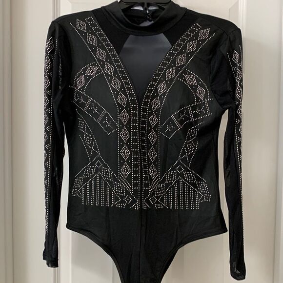 Branded size large front and sleeve sequined black bodysuit - Picture 1 of 9